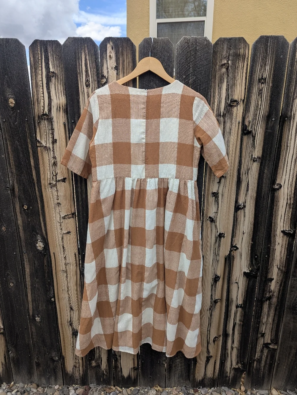Size Medium - Women's Roolee checked dress with pockets - Picture 2 of 5
